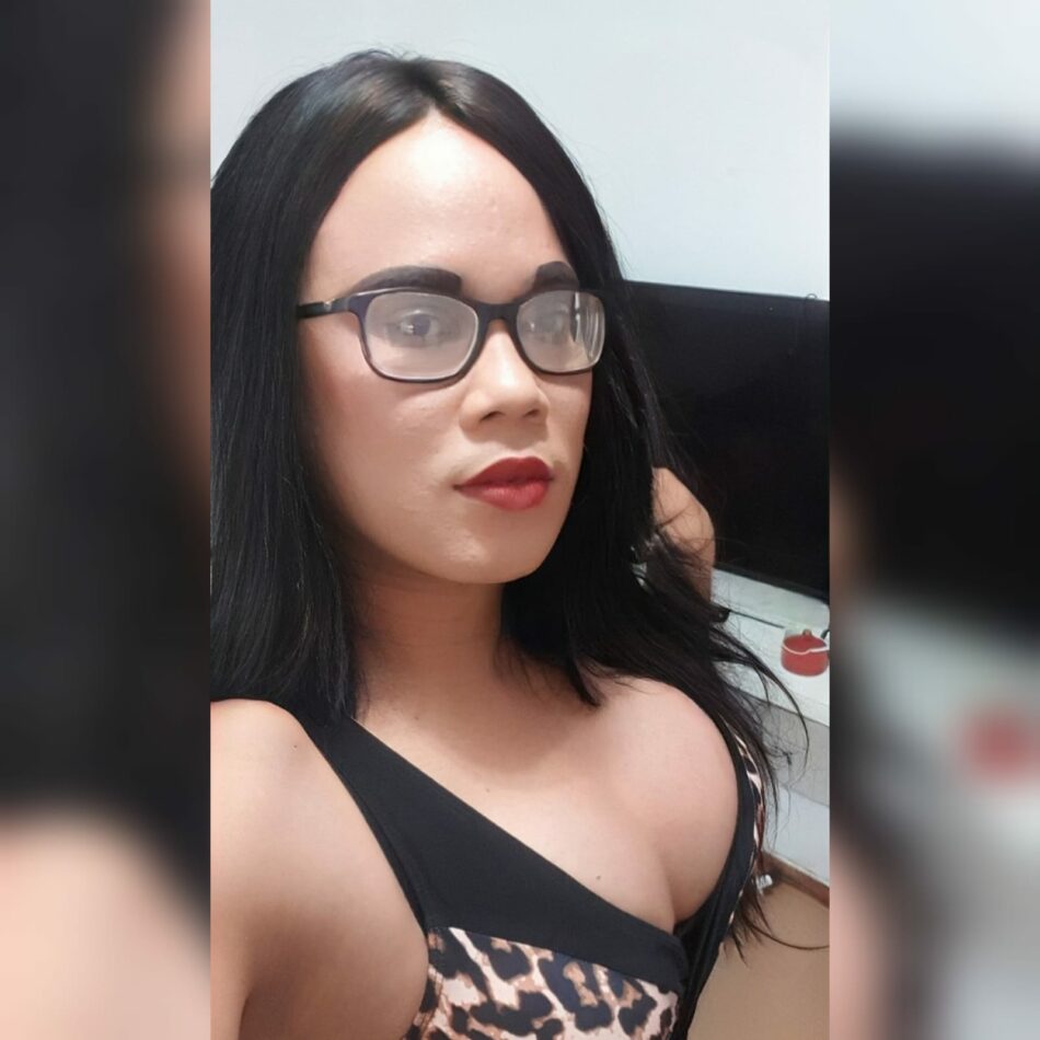 Maya Prado 20