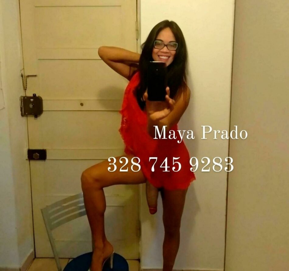 Maya Prado 6