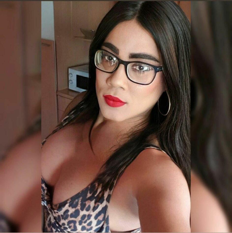 Maya Prado 1