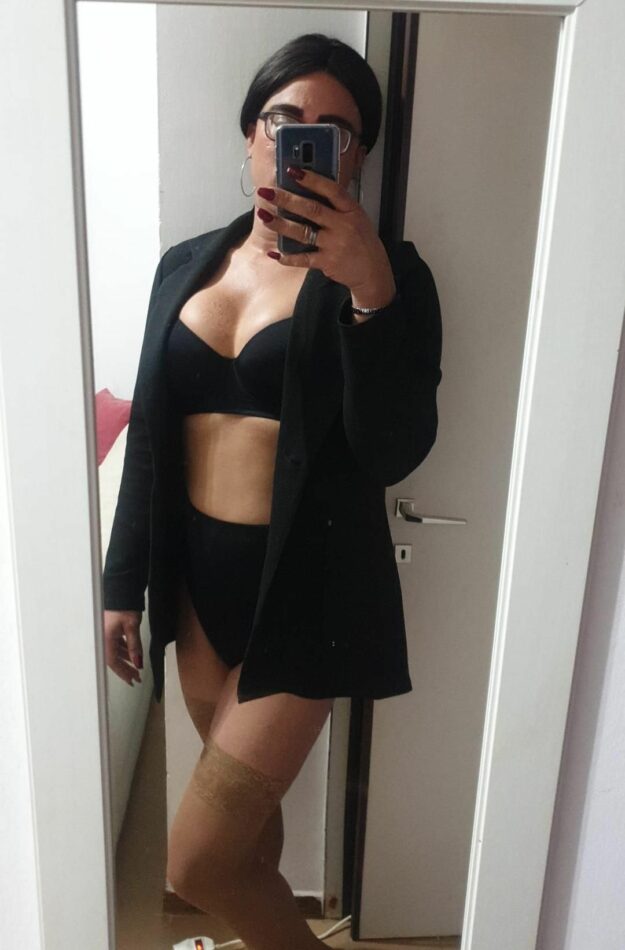 Maya Prado 3