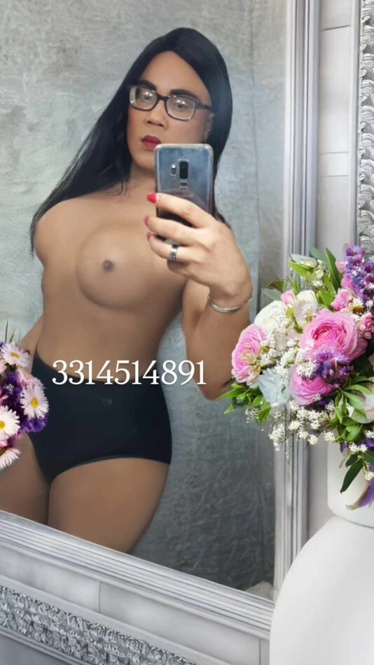 Maya Prado 4