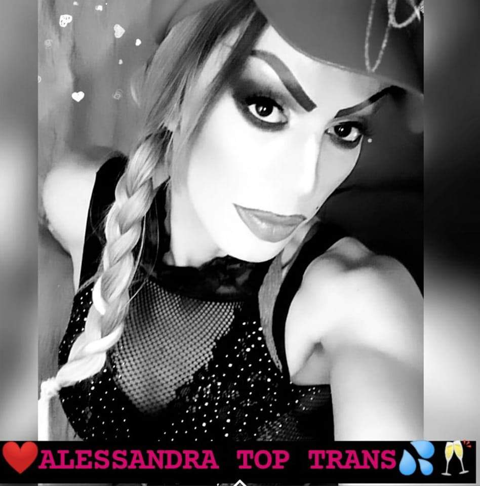 Alessandra Top trans 1