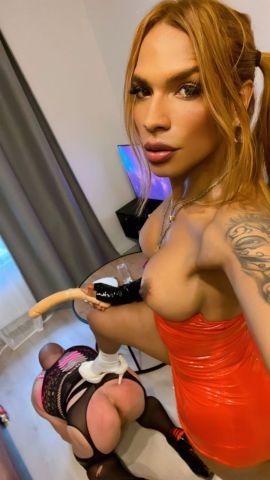 Mia 9