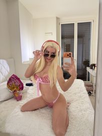 Riane 8