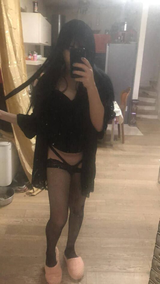 Mia 1