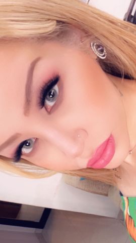 Rebecca 16