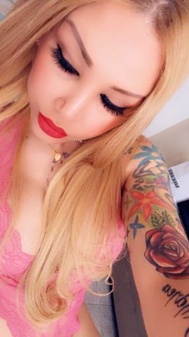 Rebecca 19