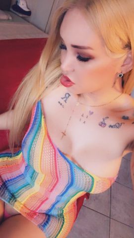 Rebecca 25