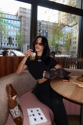 Sara 34