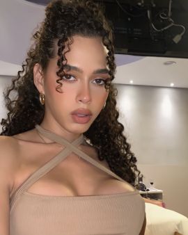 Isadora 23