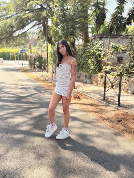 Valerie 26
