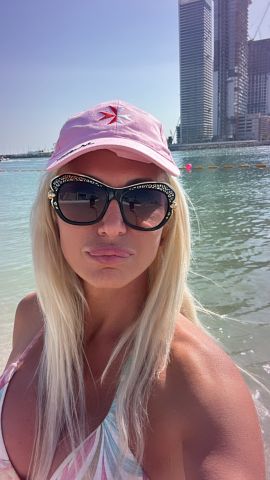 Eva Ferrari 9