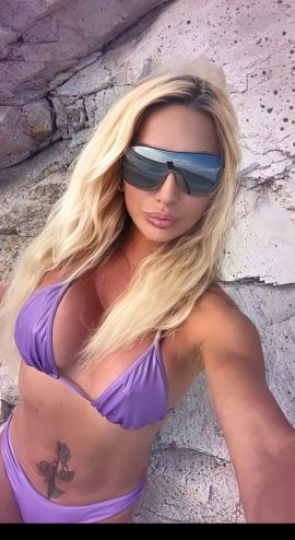 Eva Ferrari 16