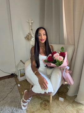 karina Rios 28